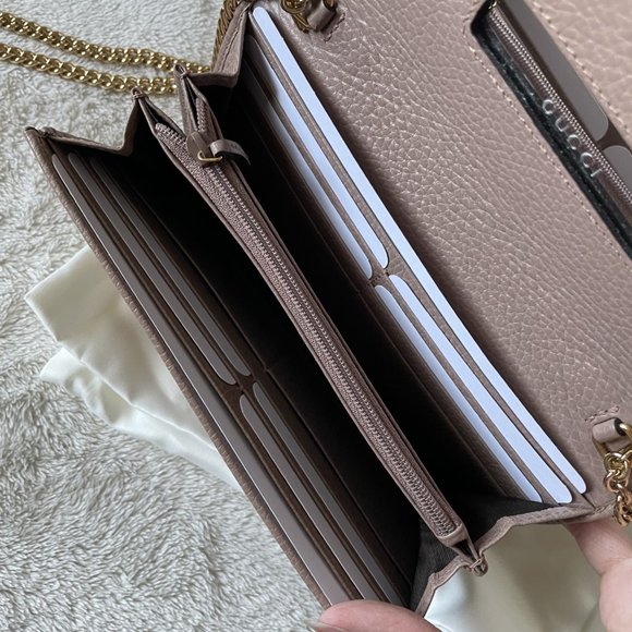 Gucci Marmont Leather Mini Leather Chain Bag in Beige/Nude - Picture 3 of 5